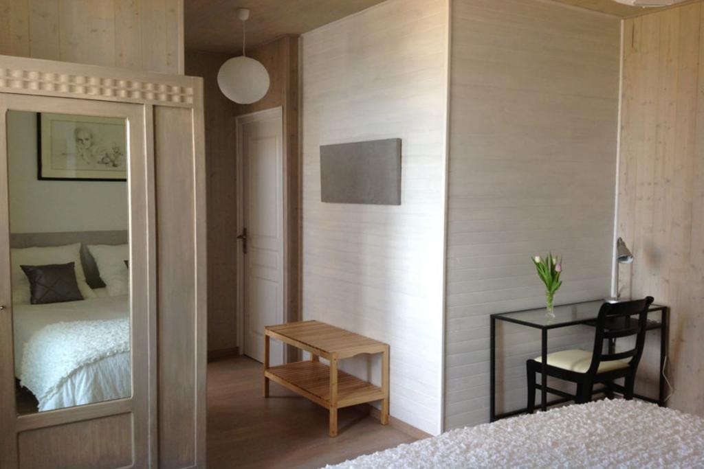 Bed and Breakfast La Maison De Maidara Olby Номер фото